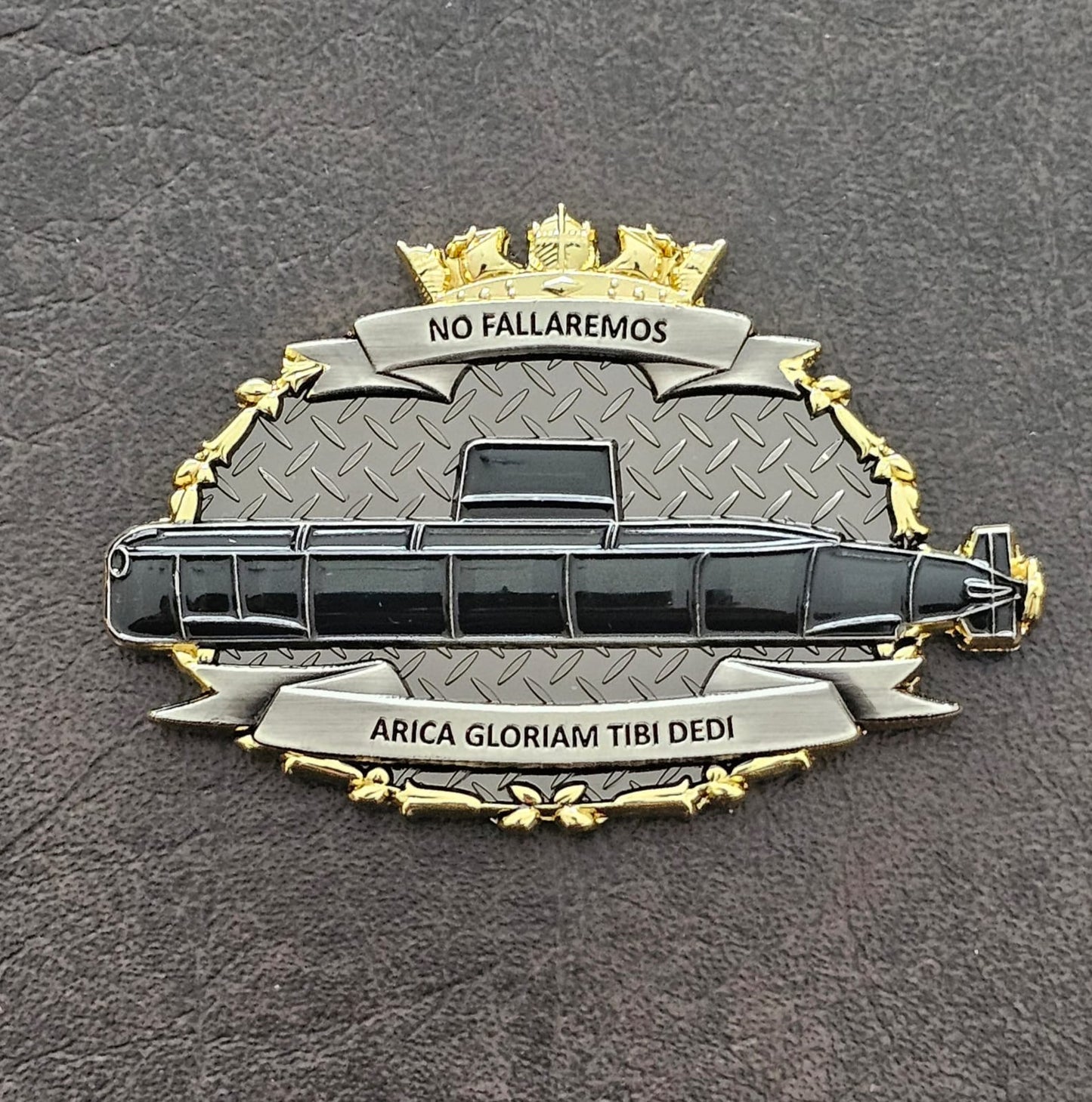 Coins con forma de diadema de submarinos