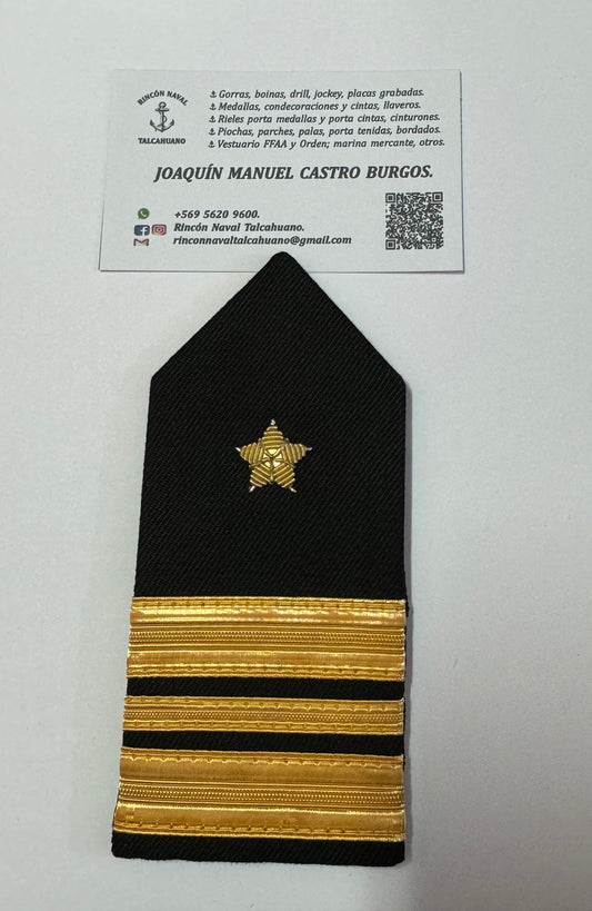 Palas flexibles y rígidas para Capitán de Corbeta y sus equivalentes en la marina mercante, bordadas con hilos de oro