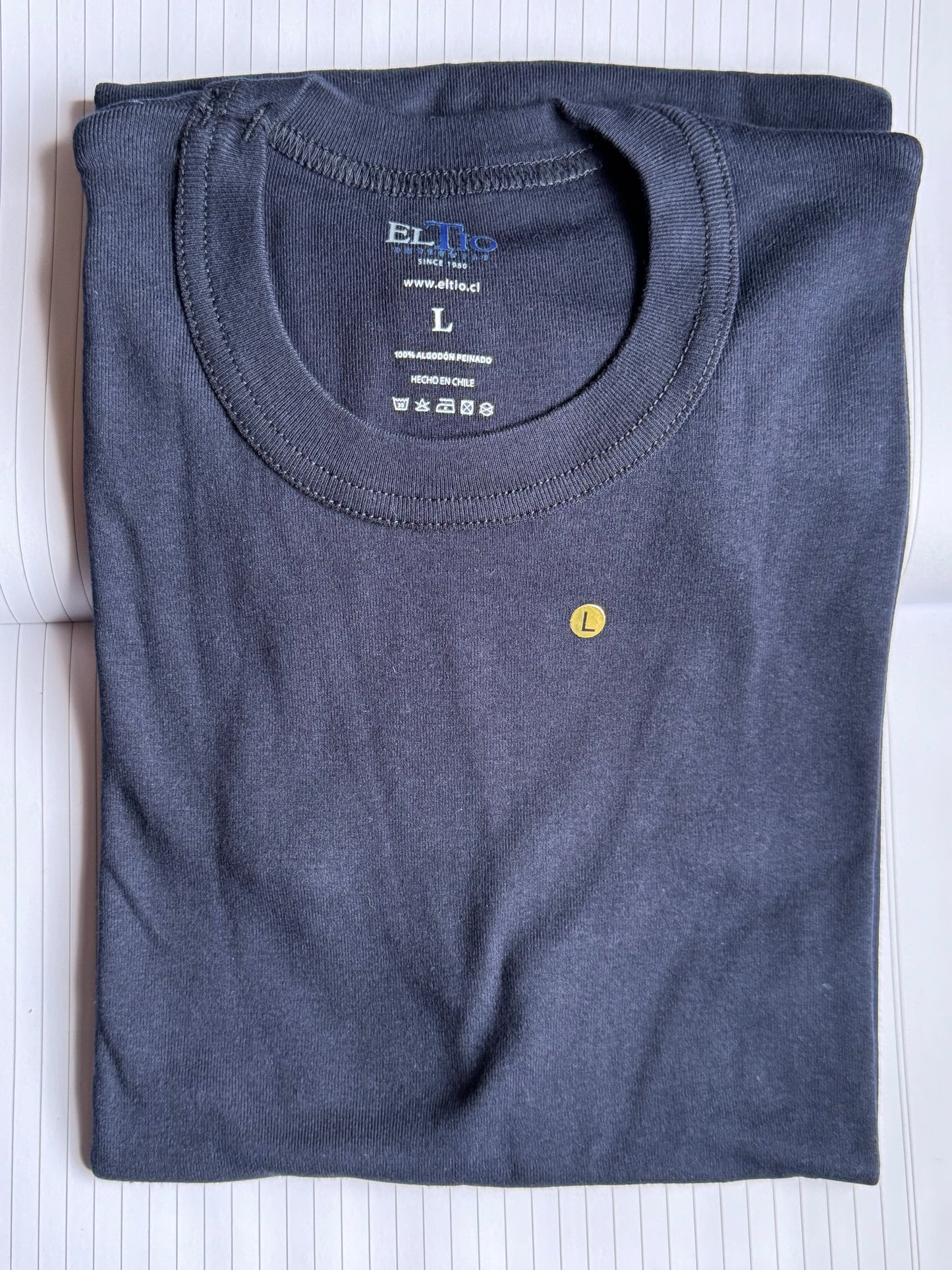Polera azul marino de algodón para tenida universal o T-24