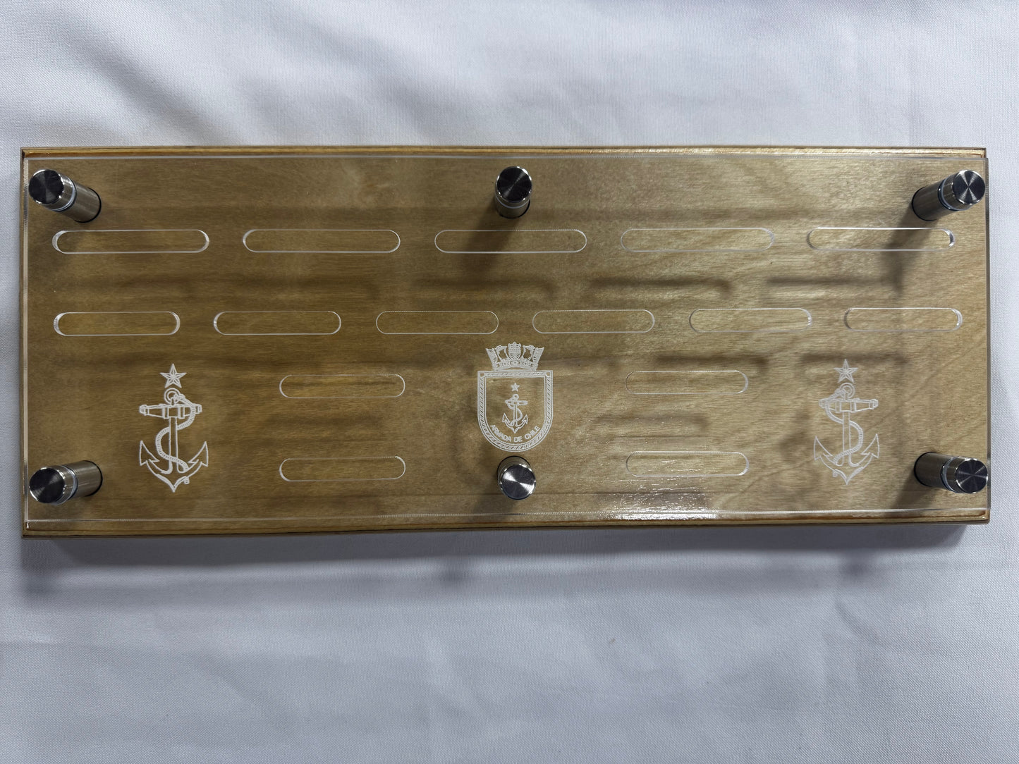 Porta COINS en madera con acrílico personalizado escudos y nombre