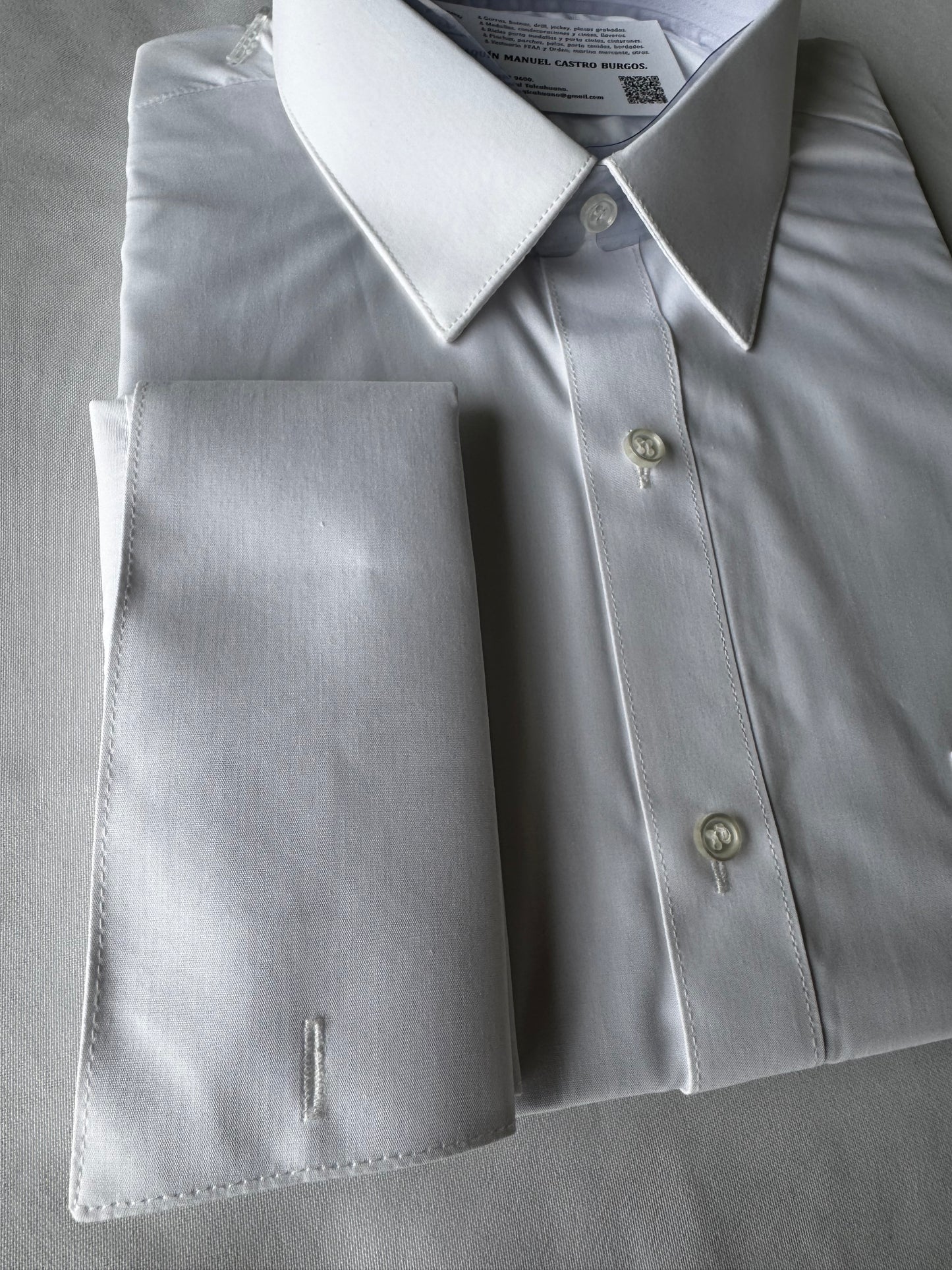 Camisa blanca doble puño para hombre y camisa doble puño blanca para mujer (con tapa botones), en todas las tallas (para colleras)